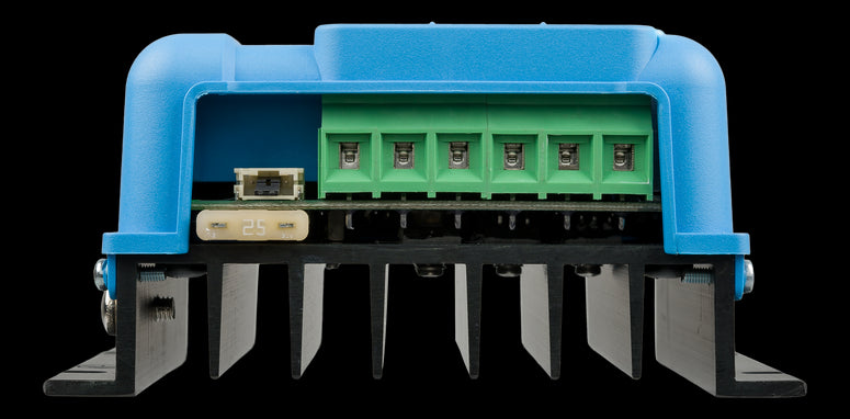 VICTRON SmartSolar MPPT 100/20 12-48V - Image 4