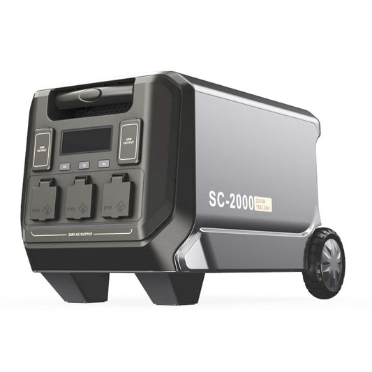 Senci SC-2000 kraftstasjon på hjul med 230V-kontakter