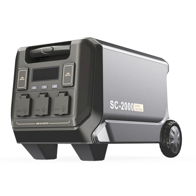 Senci SC-2000 kraftstasjon på hjul med 230V-kontakter