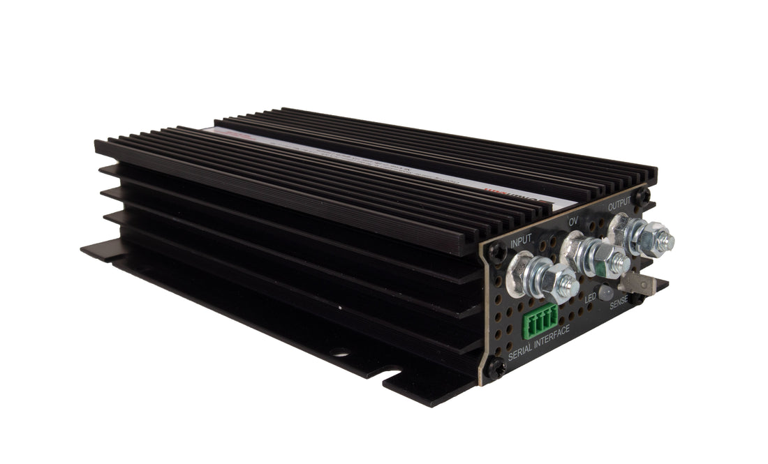 Skanbatt DC-DC-lader (dynamo-hurtiglader) for lading av forbruksbatteriet fra motoren
