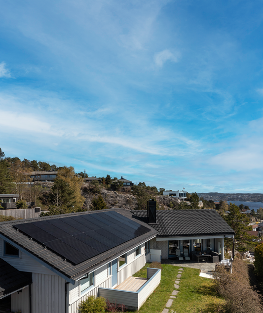 Solcelleanlegg til hytte - komplett guide for 2026