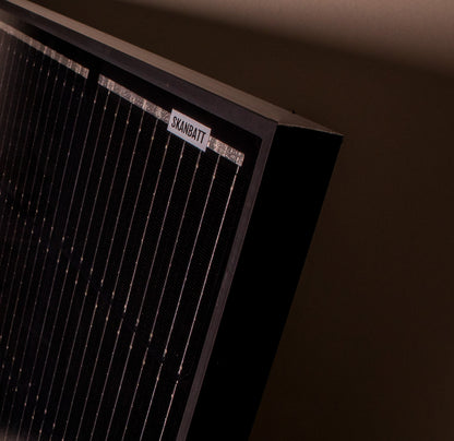 Skanbatt Solcellepanel Mono 130W Sort - 885X765X30Mm label detail