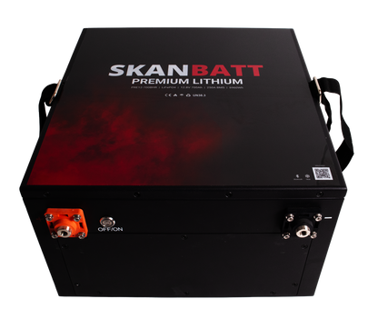 SKANBATT Premium Lithium - 12V 700Ah 250A BMS - 380x360x220mm - Bluetooth - Heat - 8 Års garanti - "Under setet" modell