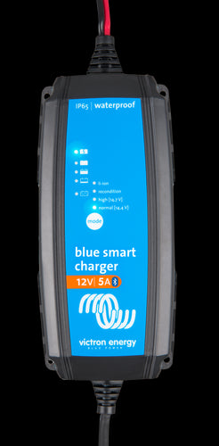 VICTRON Blue Smart IP65 Batterilader 12V 5A m/Bluetooth - Image 1