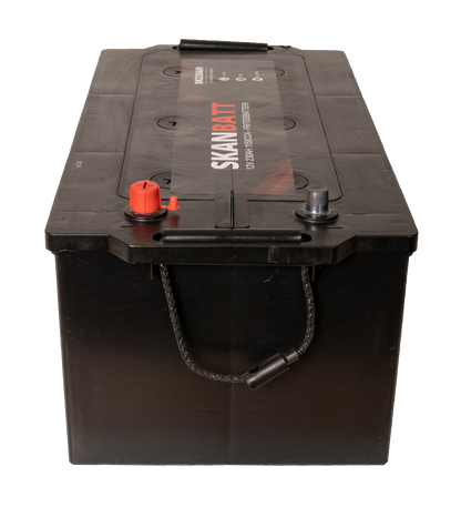 Skanbatt Fritidsbatteri 12V 230Ah 1150Cca +Venstre shown in angle view