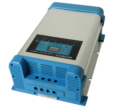 Smart Battery Charger 7-Stegs Elektronisk Batterilader 12V 40A - 2 Kanaler shown in detail view