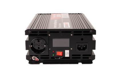 Skanbatt Inverter 12V 1000W Ren Sinus Med Nettprioritering Og Trådløs Fjernkontroll shown in angle view