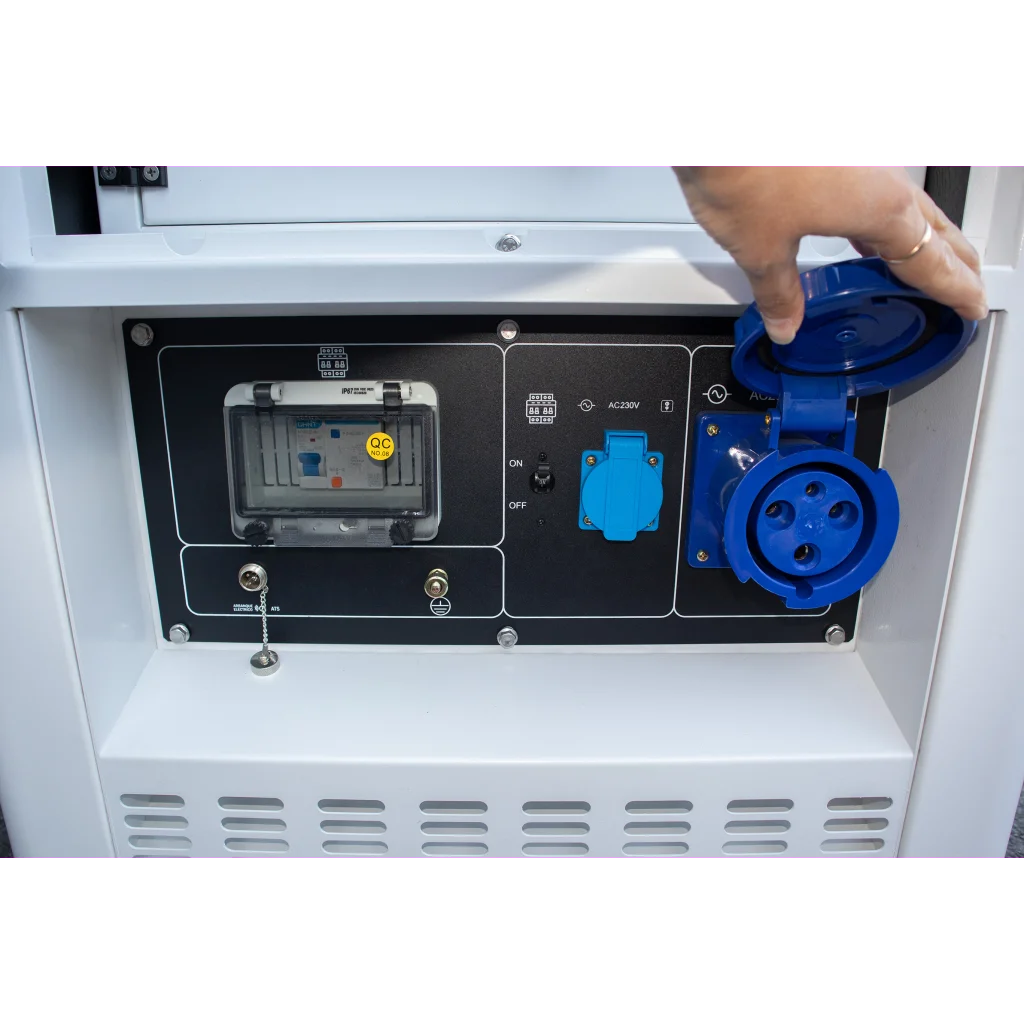 HYUNDAI DHY12000XSEm Strømaggregat 10000W 1-FAS 230V - Elektrisk start - Diesel - Forvarming - ATS - Vannkjølt shown in product view