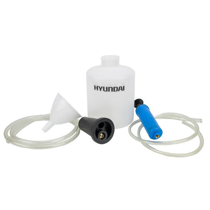 Hyundai Oljesuger 1,6Ltr shown in angle view
