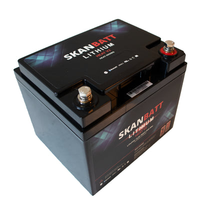 Skanbatt V2 Lithium Heat Batteri 12V 50Ah 50A Bms shown in angle view