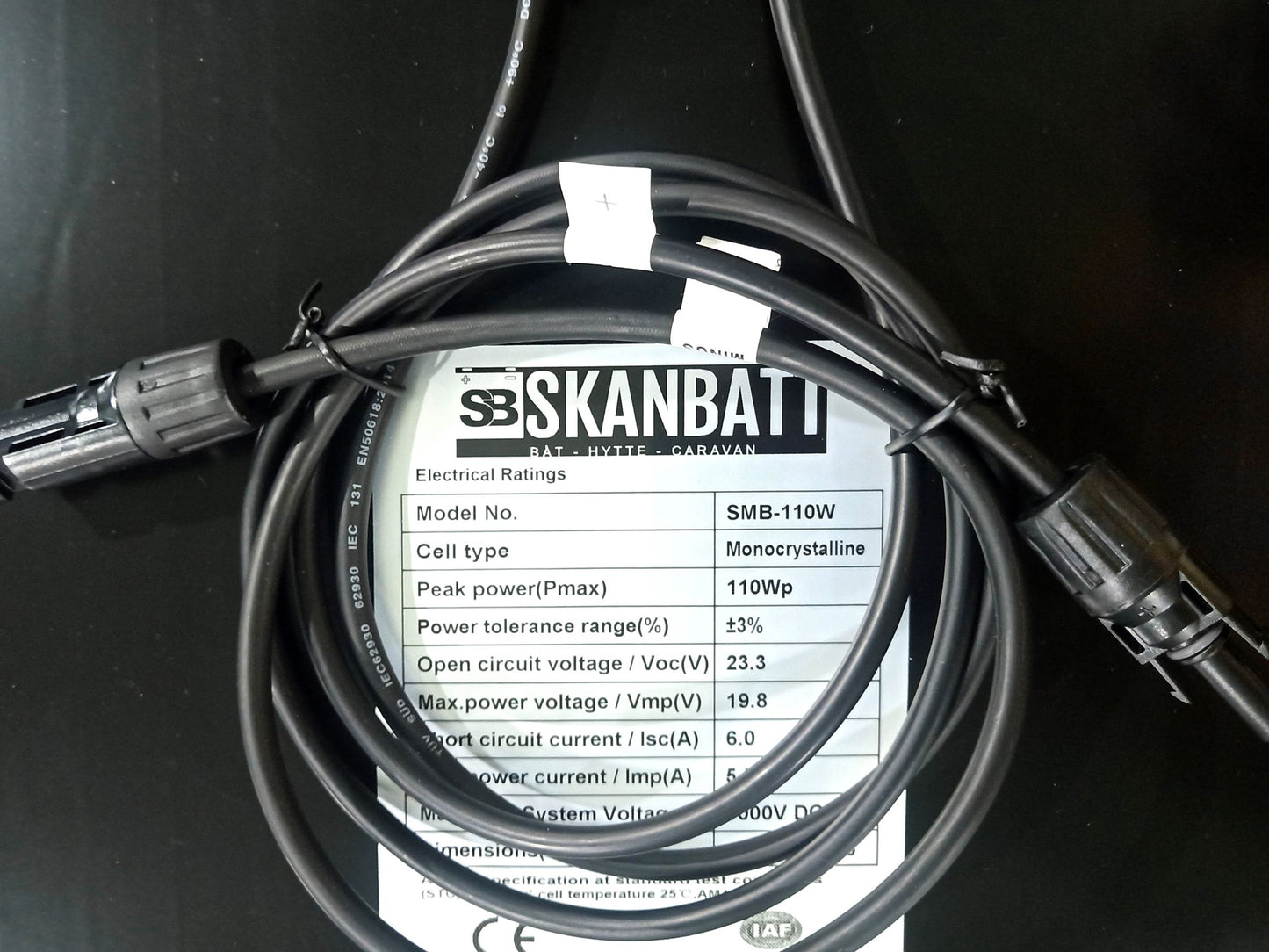 Skanbatt Solcellepanel 110W - All Black - Mono - Perc - 1070X550X30Mm