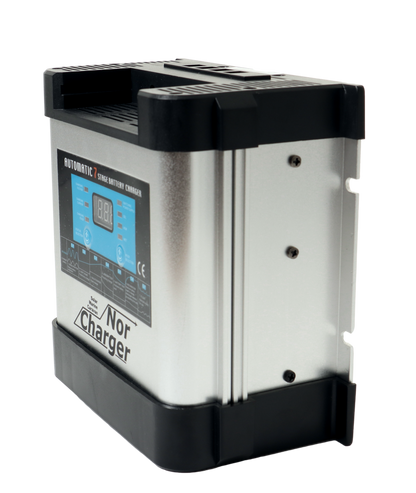 Nor Charger Pro Serie Elektronisk Batterilader 12V 20A 2-Kanaler shown in angle view